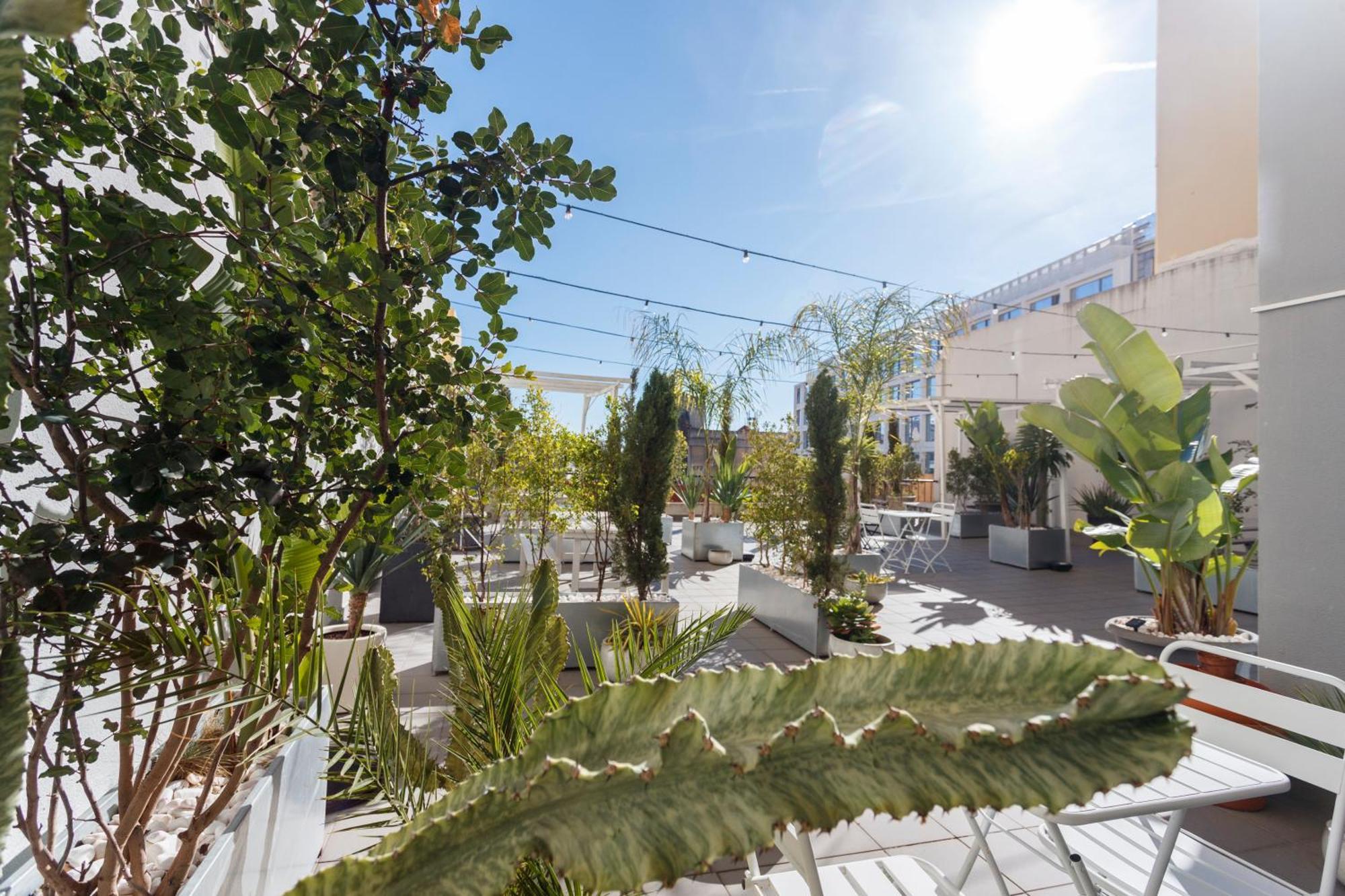 Gin O'Clock In Lisbon - By Misha'S Place 3A Bagian luar foto